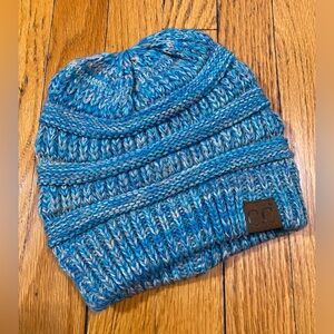 NWOT Beanie by C.C Exclusives